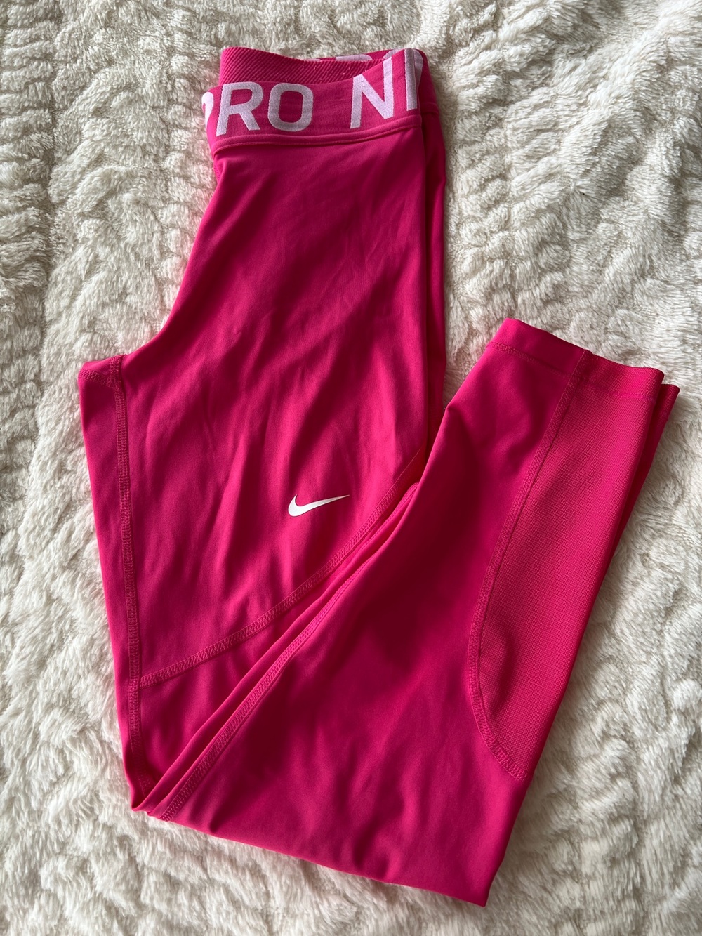 Nike Pro Women’s Leggings